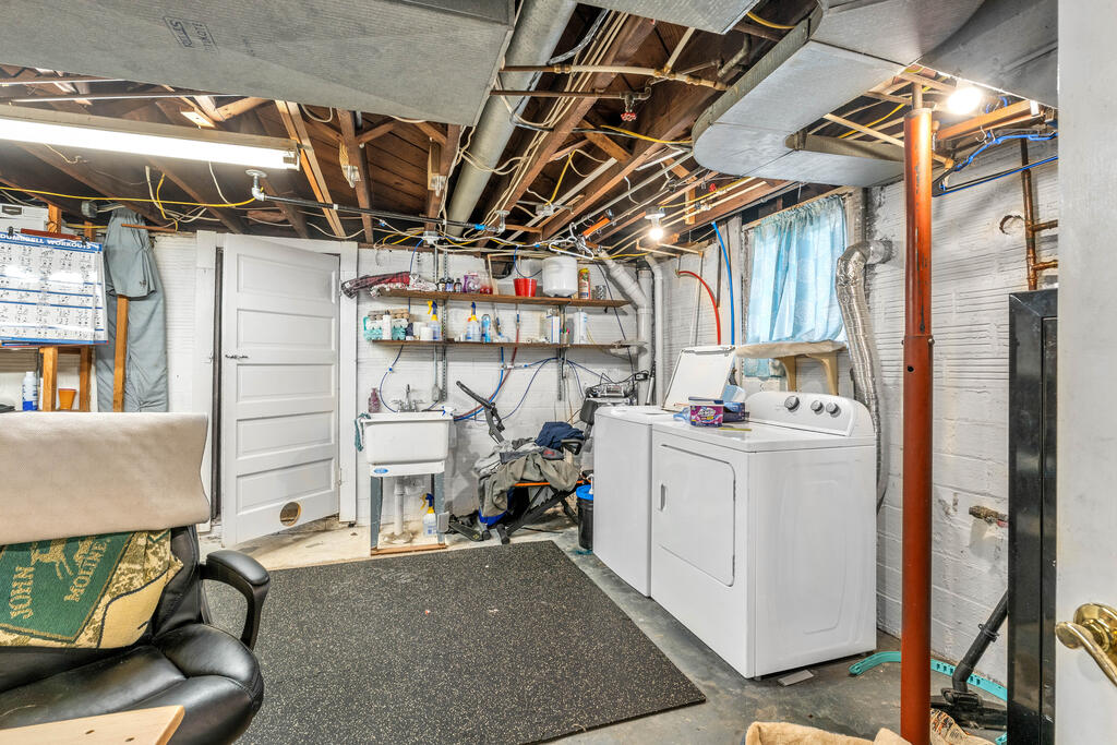 Gallery Image 18