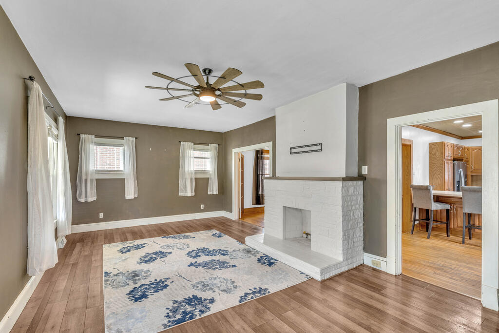 Gallery Image 7