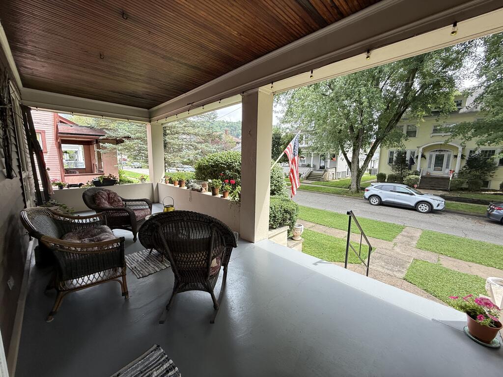 Gallery Image 13