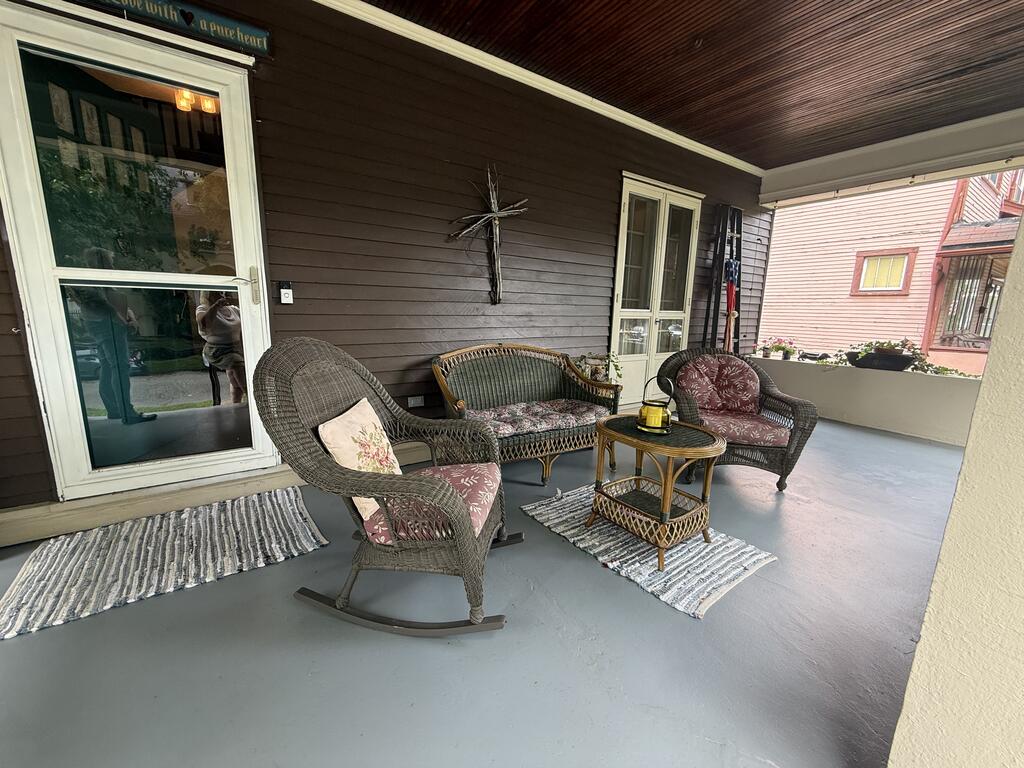 Gallery Image 15
