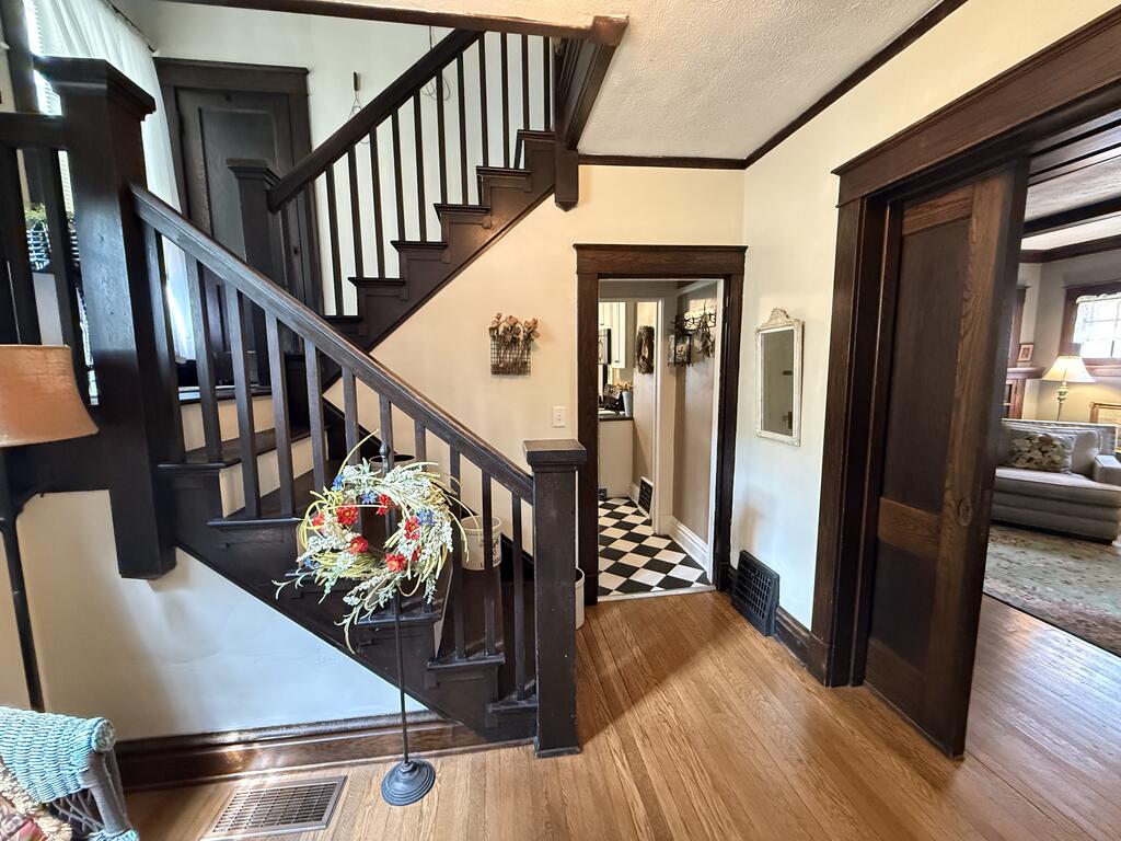 Gallery Image 16