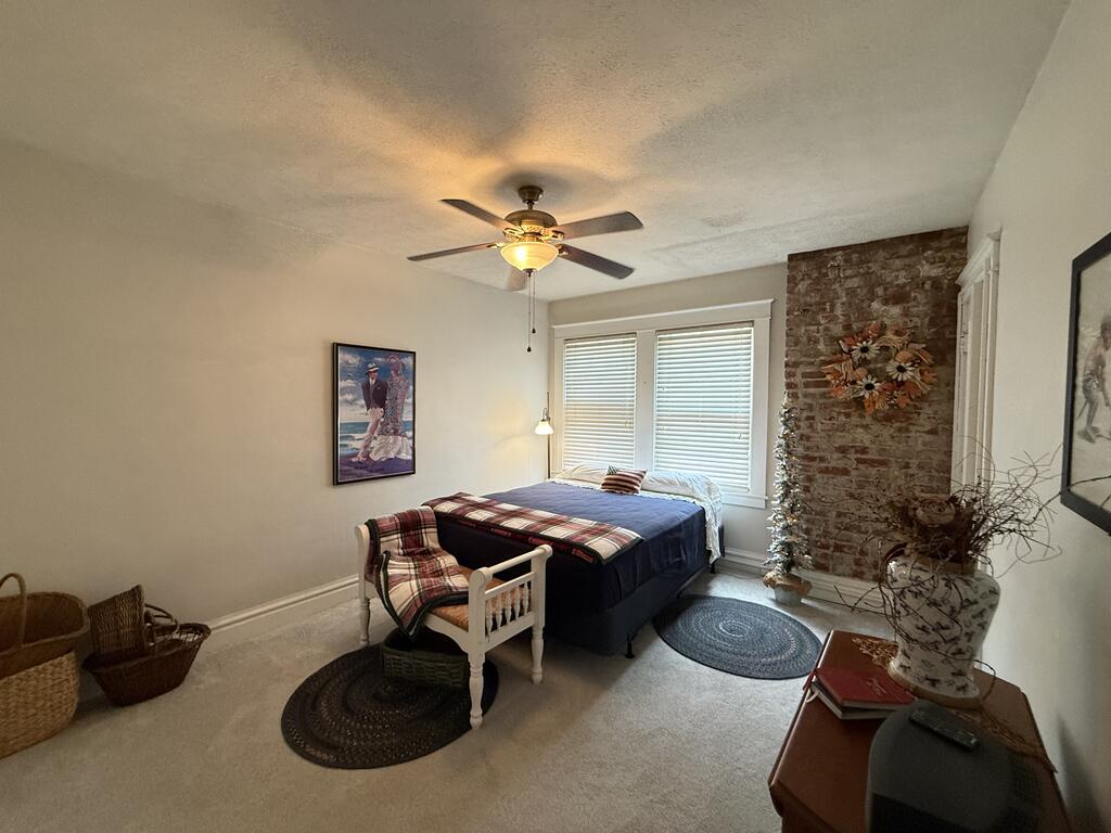 Gallery Image 58