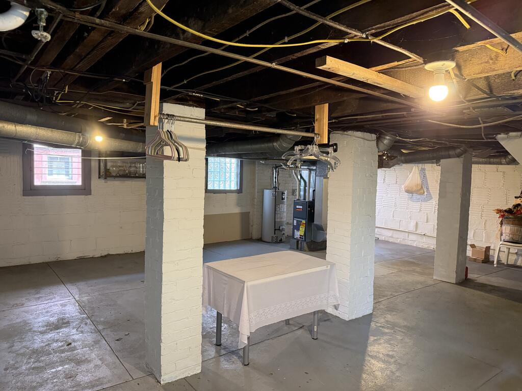Gallery Image 73
