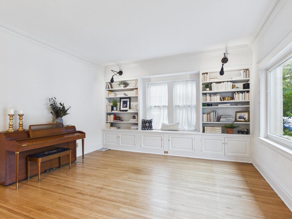 Gallery Image 9