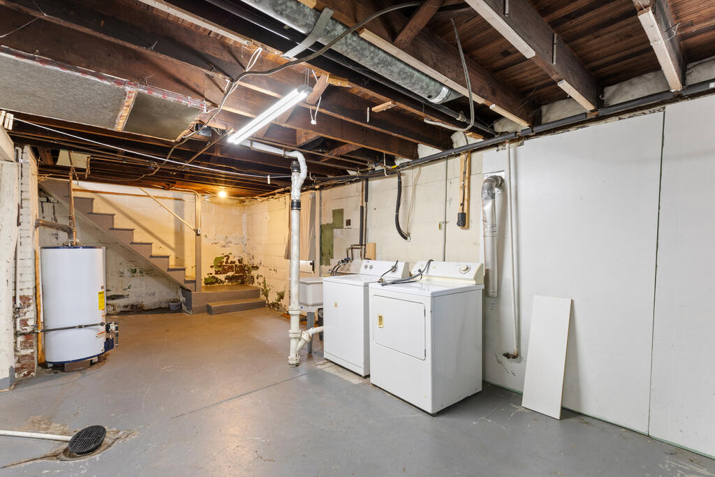 Gallery Image 17