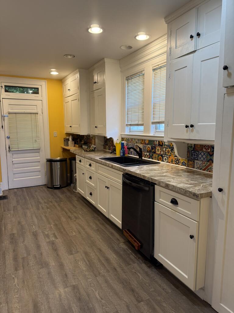 Gallery Image 12