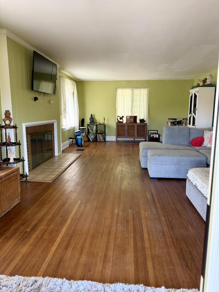 Gallery Image 6