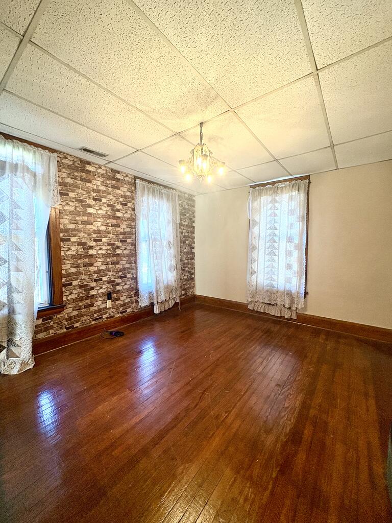 Gallery Image 17