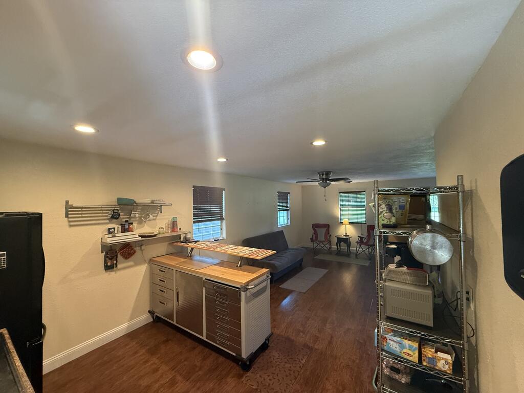 Gallery Image 44