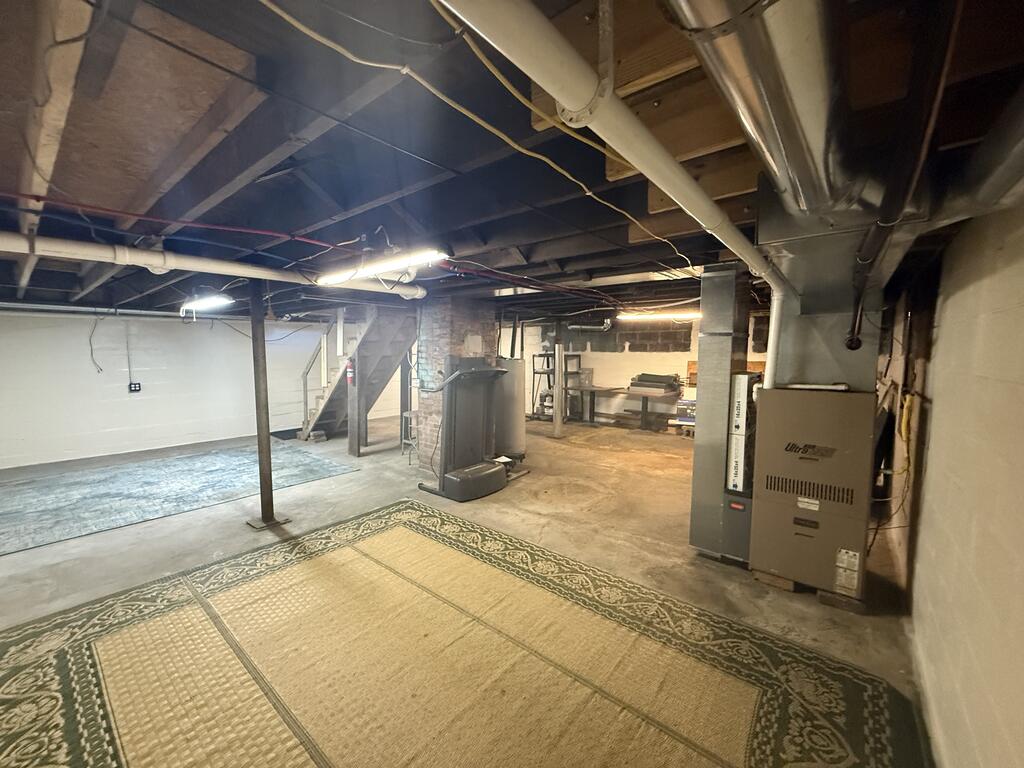 Gallery Image 72