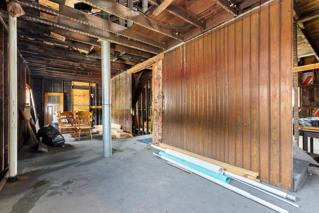 Gallery Image 19