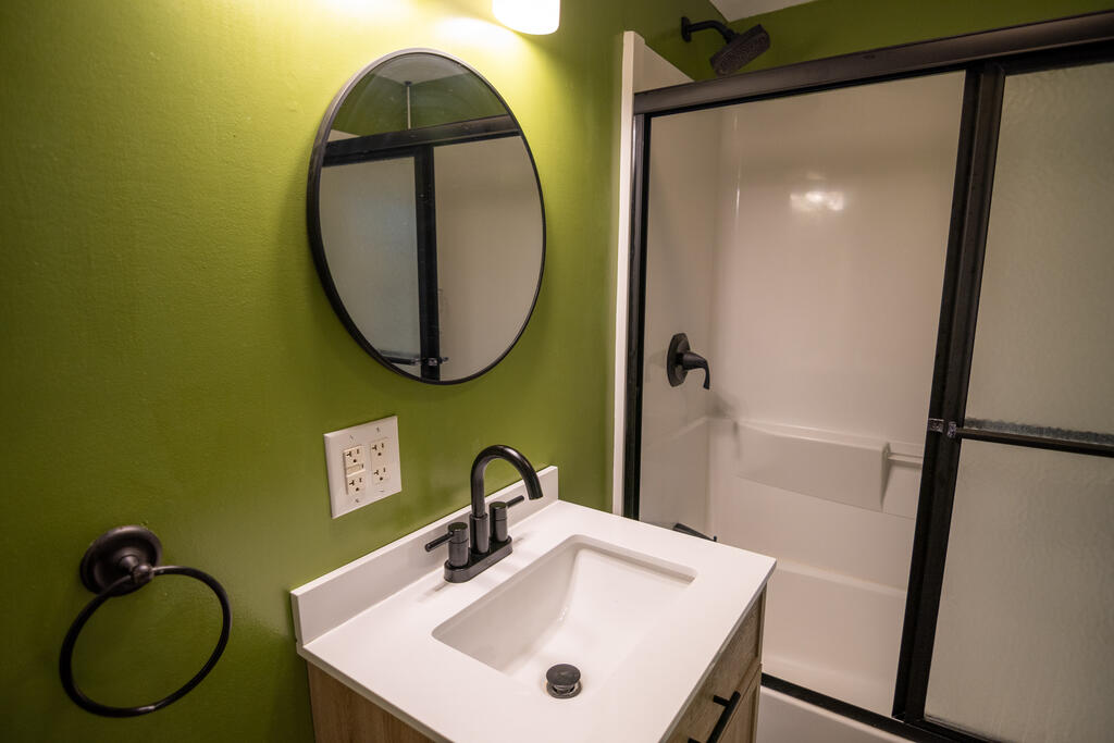 Gallery Image 15