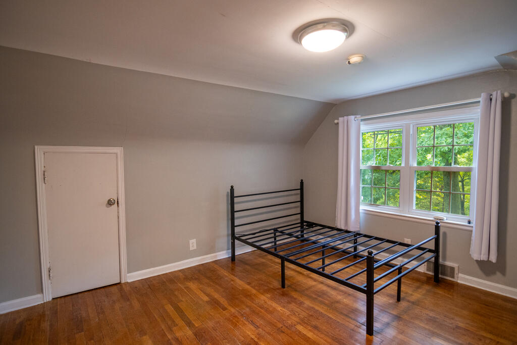 Gallery Image 19