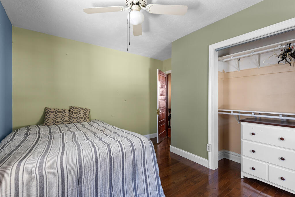 Gallery Image 20