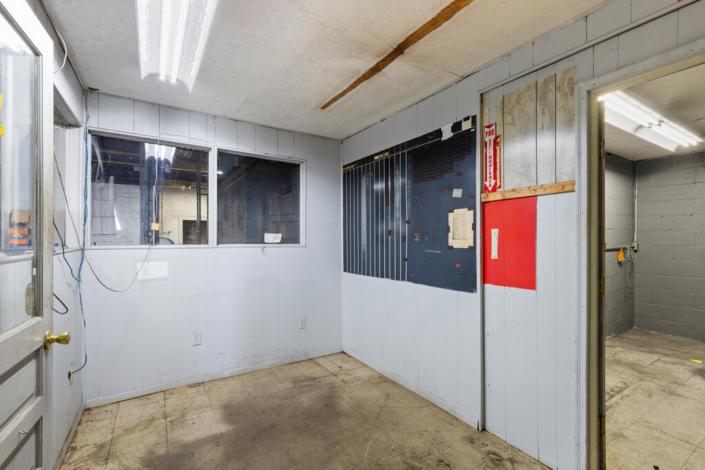 Gallery Image 18