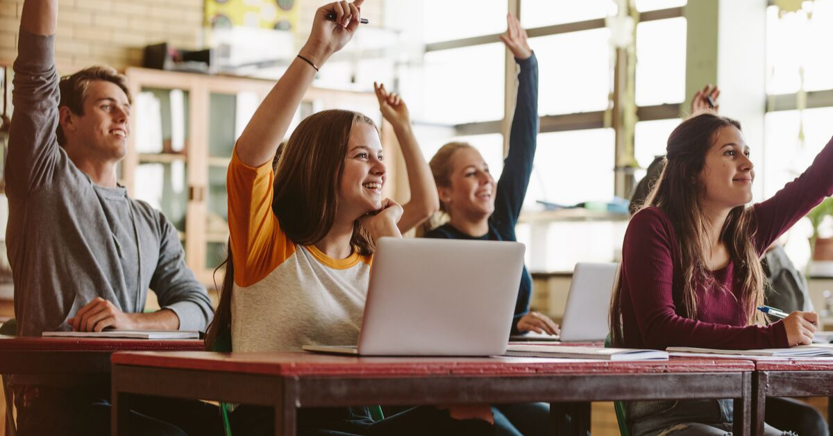15 Awesome Critical Thinking Questions You Should Ask Students