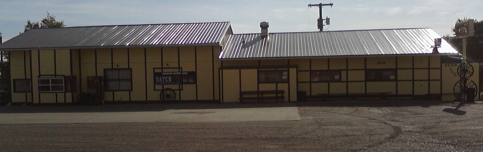 Wagon Wheel Bar | Missouri River Country