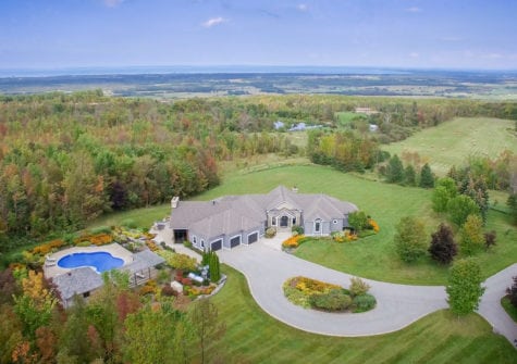 1428 Concession 10 North, Clearview