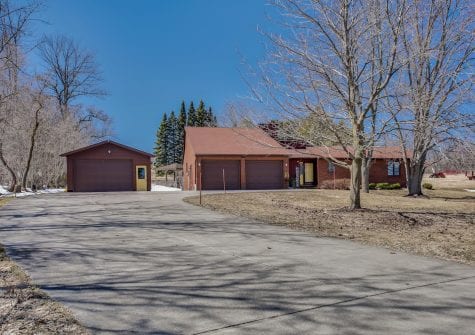 2410 County Road 124, Duntroon<span class='property-location-view'></span>