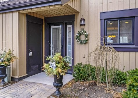 153 Escarpment Crescent, Collingwood<span class='property-location-view'></span>