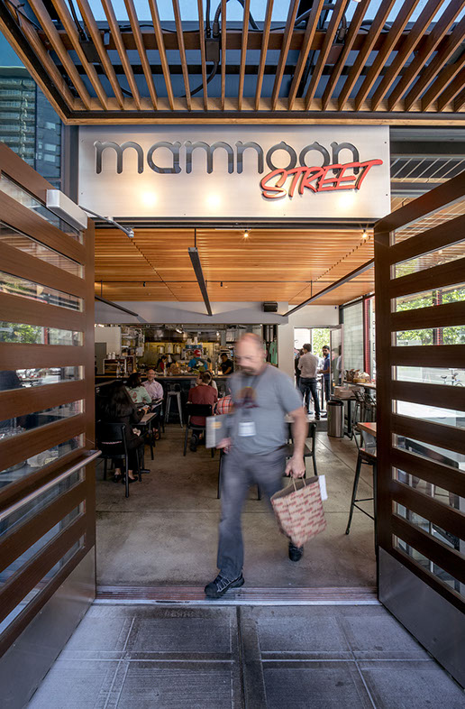 Mamnoon Street3