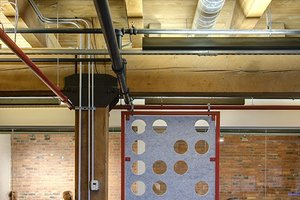 Preview of Payscale - Image 10: Plumbing, Structure wood, Exposed duct, Brick wall, Partition.