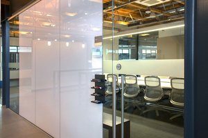 Preview of Tableau - Image 1: Indoor, Glass interior, Structure wood, Concrete floor.