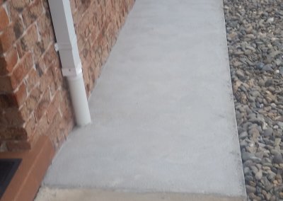 New-concrete-path
