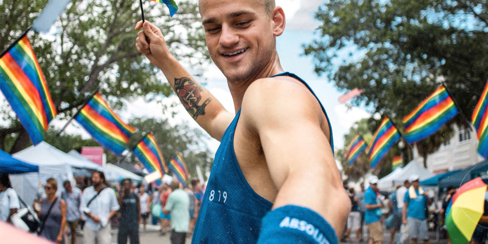 Absolut Pride Everett Williams 2 Horiz 2400
