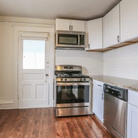 Photo Gallery for Unit E