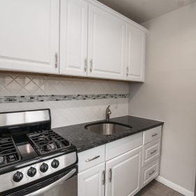 Photo Gallery for Unit 06