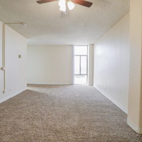 Photo Gallery for Unit 1210