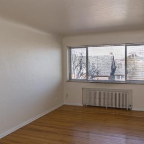 Photo Gallery for Unit 32