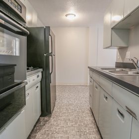 Photo Gallery for Unit 102