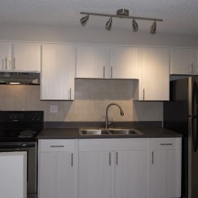 Photo Gallery for Unit 75-303