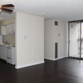 Photo Gallery for Unit 1905