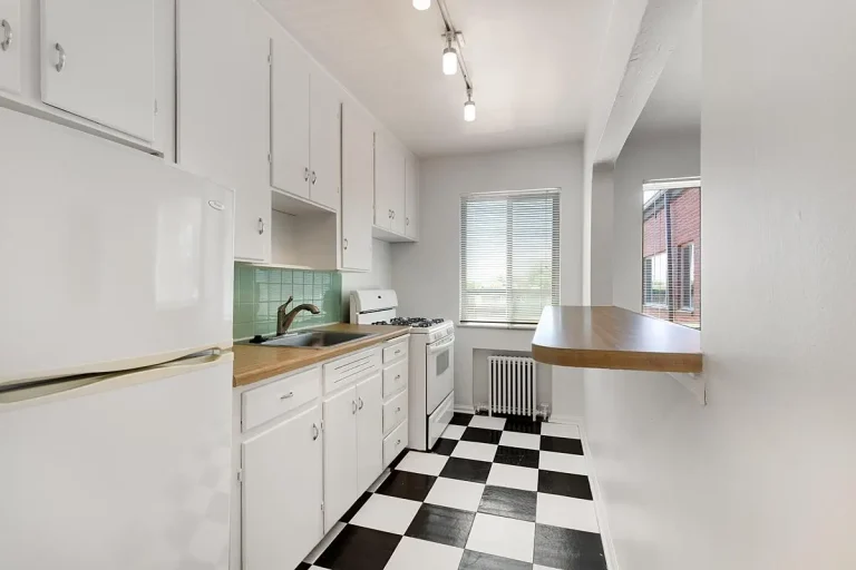 86 Grant Street Apartments
