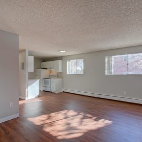 Photo Gallery for Unit 646-103