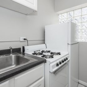 Photo Gallery for Unit 40-202