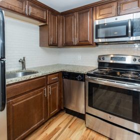 Photo Gallery for Unit 104