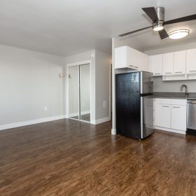 Photo Gallery for Unit 0703