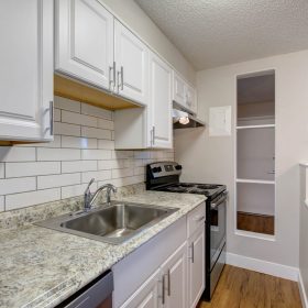 Photo Gallery for Unit 305