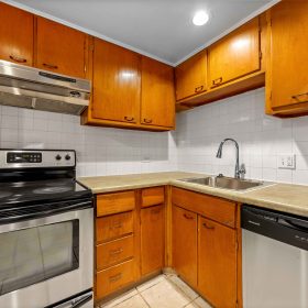 Photo Gallery for Unit 204