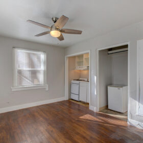 Photo Gallery for Unit 100