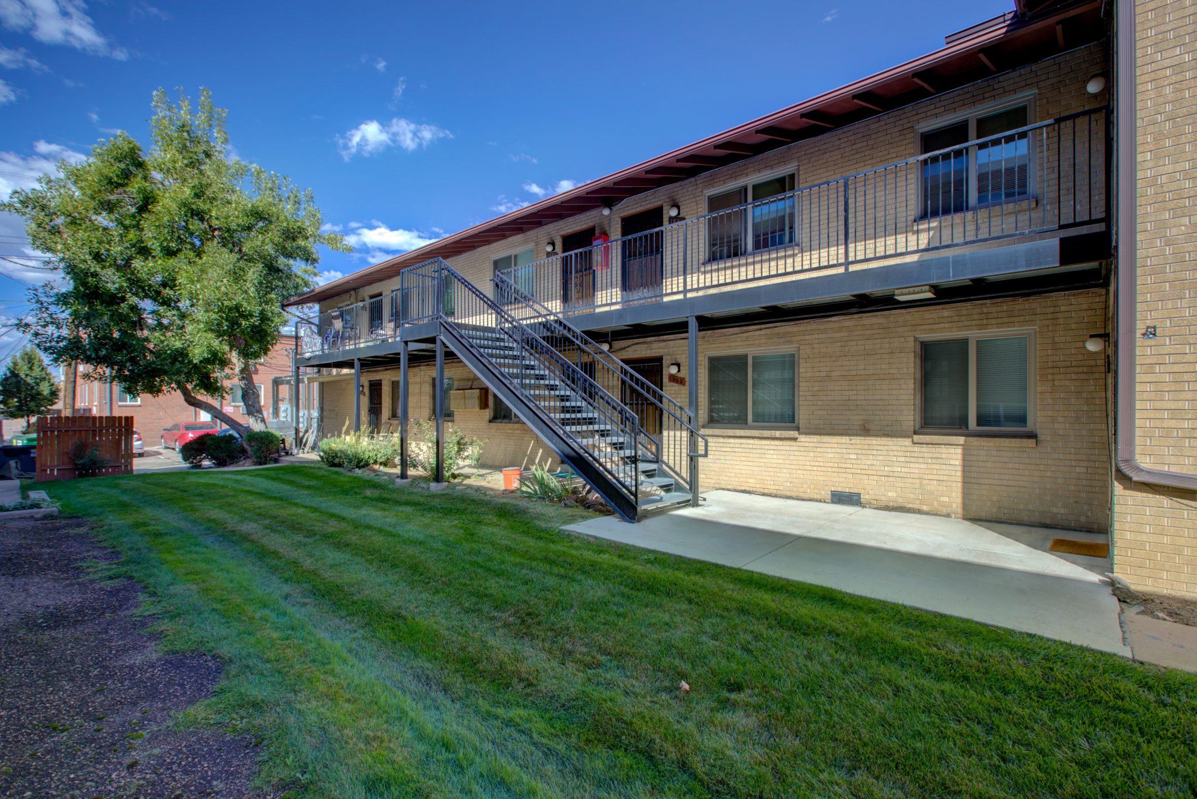 Maple Leaf Apartments Cornerstone Apartments