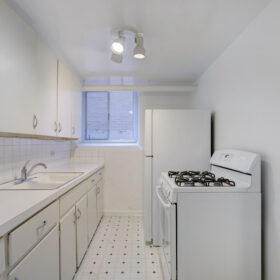 Photo Gallery for Unit 09