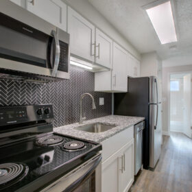 Photo Gallery for Unit B203