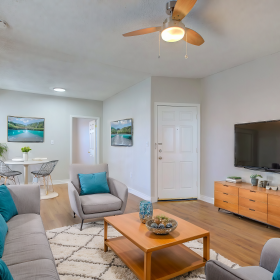 Photo Gallery for Unit 1224-3