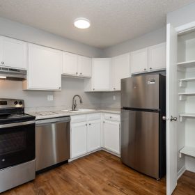 Photo Gallery for Unit 206