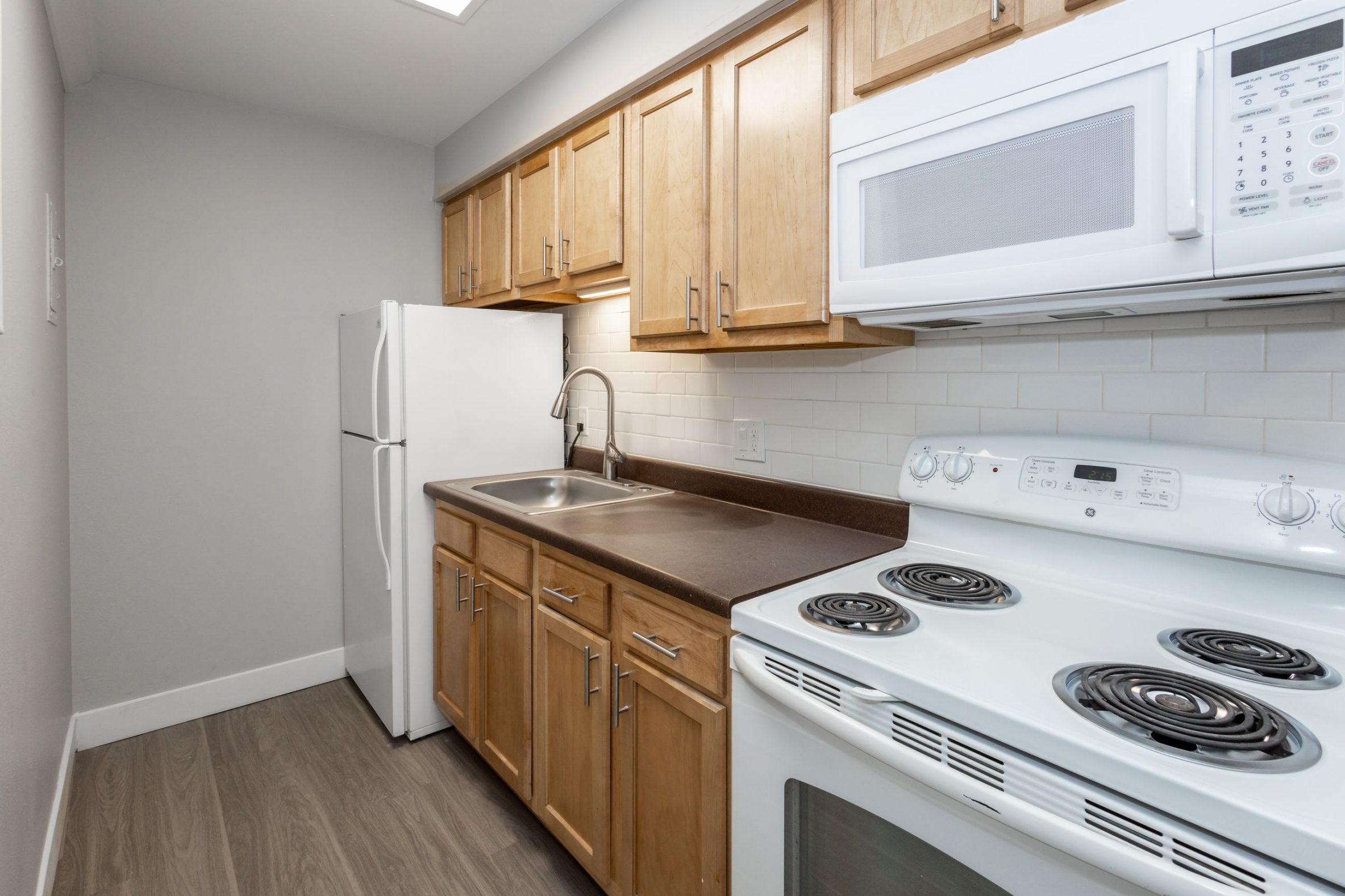 1635 Cook Cornerstone Apartments